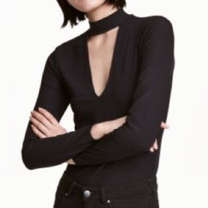 h&m black cutout choker top